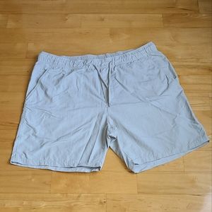 H&M light grey short
